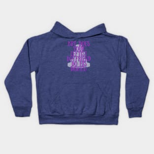 Does your leftist boyfriend do his dishes? Kids Hoodie